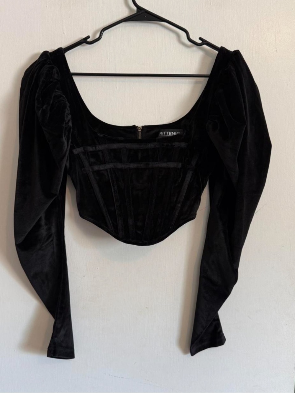 Kittenish Velvet Long Sleeve Bustier Black back zipper puff sleeve 
size medium